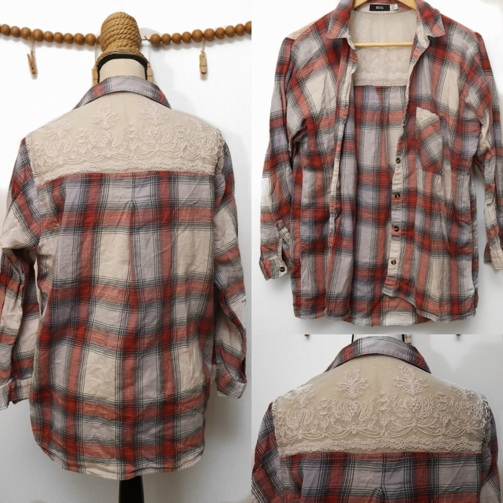 URBAN OUTFITTERS Plaid and lace button down